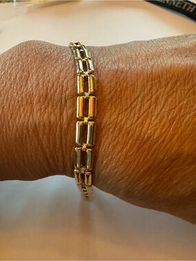 10k yellow gold bracelet for women.